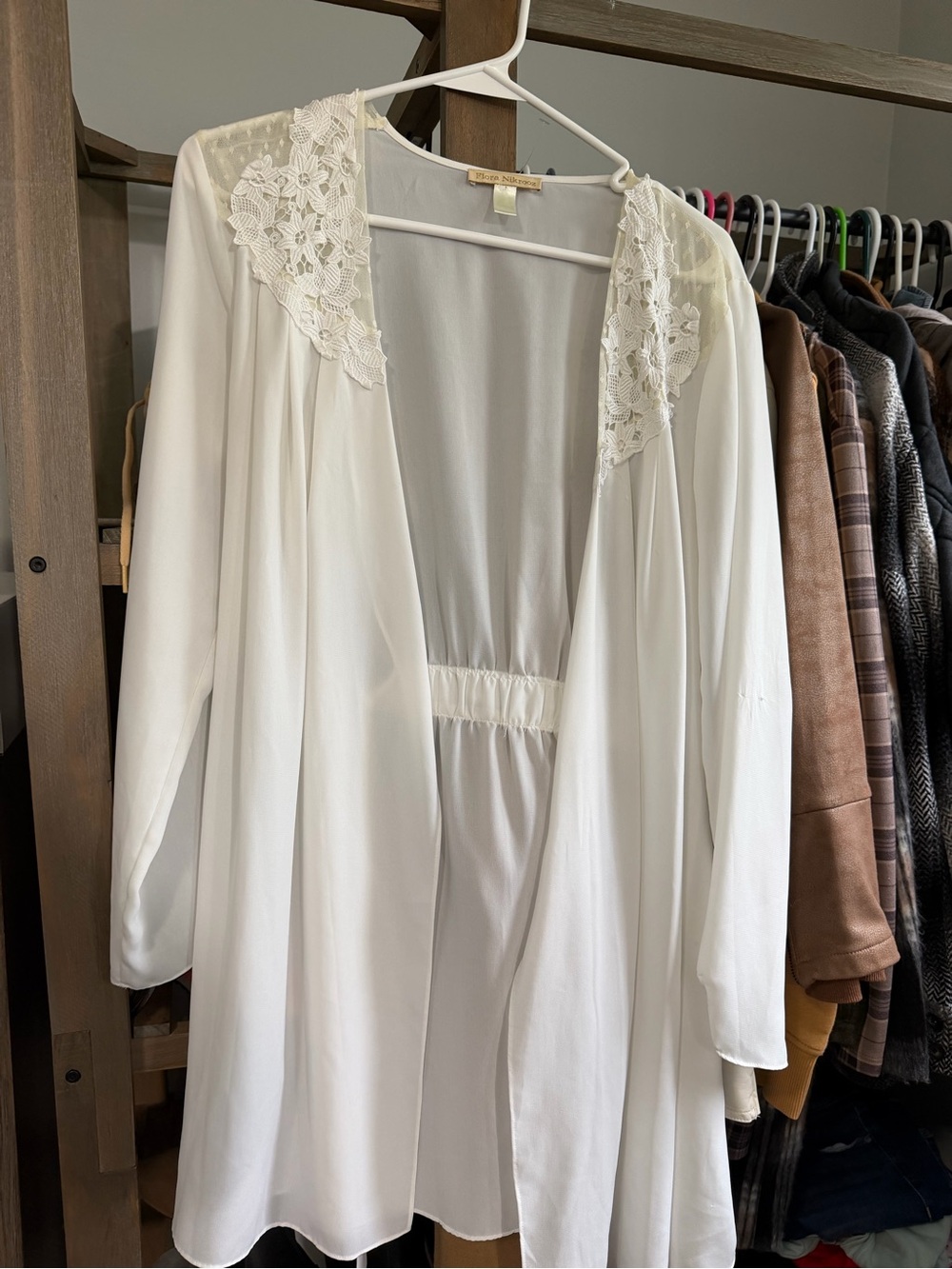 Flora Nikrooz Robe— NO SLIP - Picture 7 of 8